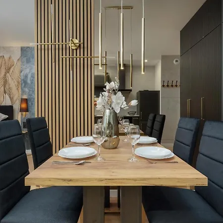 Black And Beige With Balcony And Parking In By Renters * Wroclaw