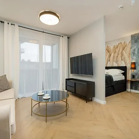 Black And Beige With Balcony And Parking In By Renters